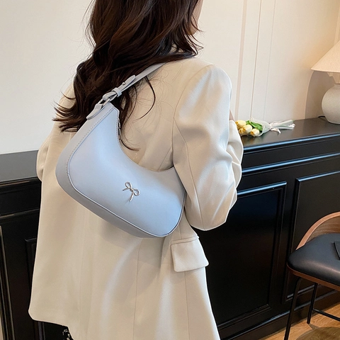 Women's Vintage Crescent Hobo Bag Simple Fashion PU Leather Shoulder Bag With Metal Bow Decoration Versatile Daily Bag
