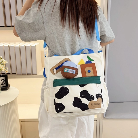 Bolso de Hombro de Gran Capacidad para Mujer Tote Handbag Lindo Estampado de Vaca Nylon Patchwork para Escuela Estudiante Estilo Japonés