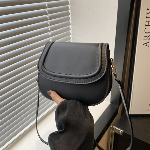 Vintage PU Leather Saddle Bag For Women Minimalist Crossbody Small Shoulder Bag With Stitching Versatile Daily Bag