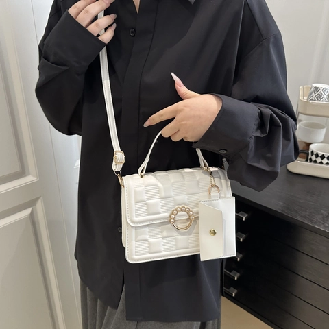 Elegant Women PU Leather Grid Embossed Handbag With Artificial Pearl Ring Buckle And Detachable Mini Pouch Crossbody Shoulder Bag