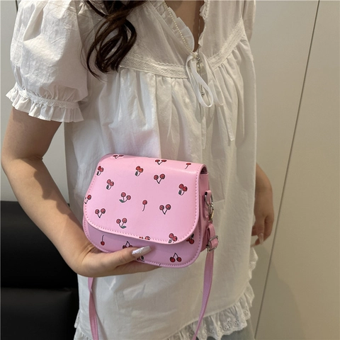 Sac Bandoulière En Similicuir PU Imprimé Cerise Petit Sac Selle Fermoir Magnétique Style Doux Pour Femmes