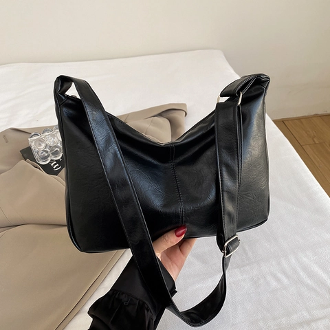 Women Vintage PU Leather Shoulder Bag Large Capacity Solid Color Hobo Bag With Adjustable Strap Casual Versatile Crossbody Bag