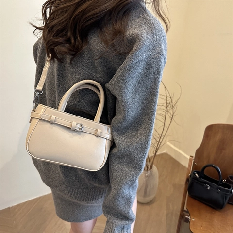 Bolso de Mano Minimalista de Cuero PU para Mujer Con Hebilla de Cinturón Bolso de Hombro Cruzado Moda de Verano Tote Elegante