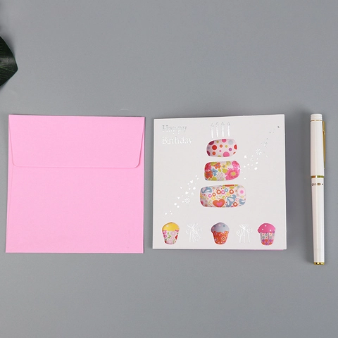 Carte De Voeux Créative Évidée Avec Dorure À Chaud Et Enveloppe Motifs Floraux Et Gâteaux Minimalistes Pour Fête D'Anniversaire Cadeau