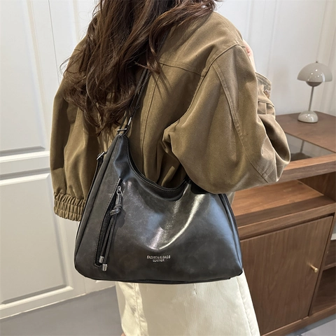 Bolso Bandolera Hobo de Cuero PU de Gran Capacidad para Mujer Vintage Color Sólido Bolso de Hombro Con Cremallera de Borlas e Impresión de Letras