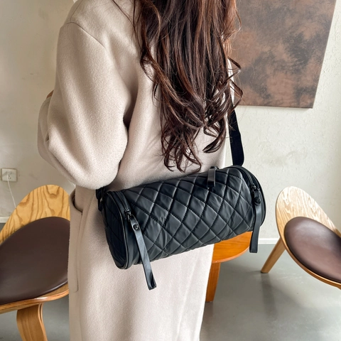 Borsa a Tracolla Cilindro da Donna Trapuntata a Rombi Moda in Pelle PU con Tracolla Larga Regolabile