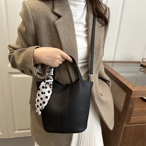 Damen Litschi-Maserung PU-Leder Eimertasche Mit Gepunktetem Satinschal Lässige Schultertasche Umhängetasche Mode Handtasche