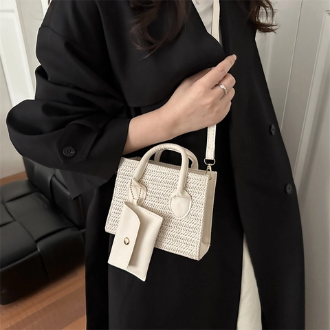 Women's Casual Woven Straw Handbag Small Square Crossbody Bag With Mini Pouch PU Leather Trim Fashion Top Handle Bag