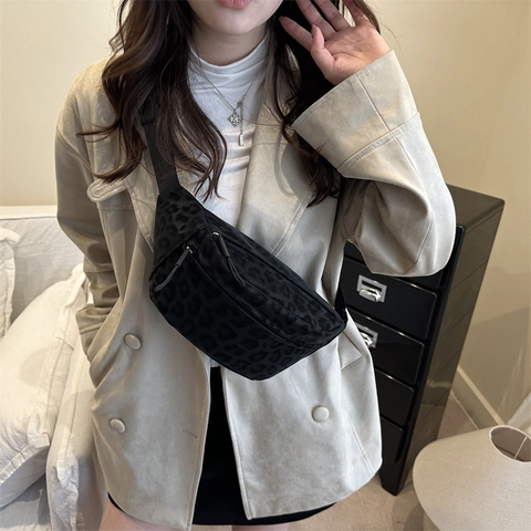 Borsa da Vita Moda Donna con Stampa Leopardata Casual in Finta Pelle Scamosciata Marsupio Tracolla Regolabile Streetwear