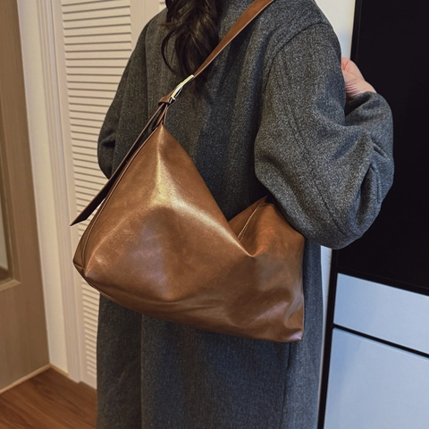 Women Fashion Large Capacity Crossbody Bag Minimalist Solid Color PU Leather Hobo Shoulder Bag With Adjustable Strap