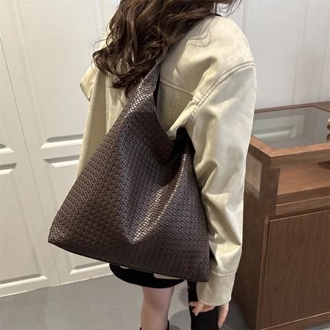 Sac Fourre-tout Femme Grande Capacité en Cuir PU à Texture Tissée Avec Pochette Assortie Sac à Bandoulière Hobo Quotidien
