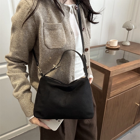 Bolso Bandolera de Ante de Moda Coreana Para Mujer Invierno Nuevo Minimalista Color Sólido Gran Capacidad Bolso de Hombro