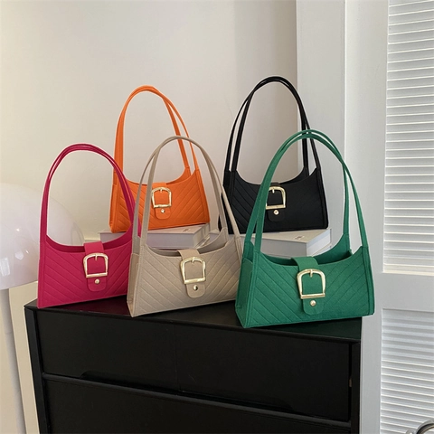 Women Felt Underarm Bag Quilted Chevron Stripe Shoulder Bag With Large Gold Metal Buckle Fashion Street Chic Commuter Handbag