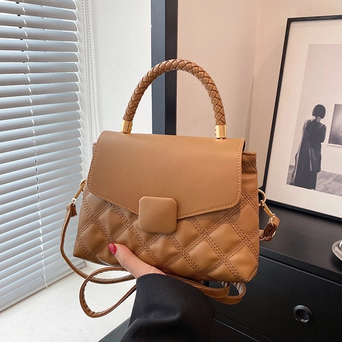 Women Quilted Shoulder Bag Vintage PU Leather Handbag With Woven Handle Flap Crossbody Purse Gold Hardware For Daily Work