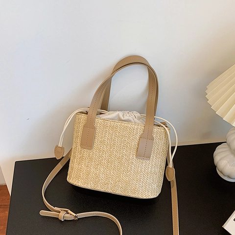 Borsa a Secchiello in Paglia Intrecciata di Moda per Donna Grande Capacità Coulisse Borsa a Mano per Vacanze Estive Tracolla in Pelle PU