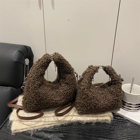Bolso De Mano De Felpa Para Mujer Bolso Hobo De Piel De Oveja Con Correa Ajustable Color Sólido Invierno Otoño Minimalista