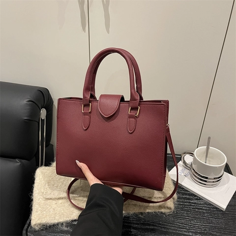 Sac à Épaule pour Femmes en Cuir PU Motif Litchi Vintage Minimaliste Sac à Bandoulière de Navette avec Boucle en Métal