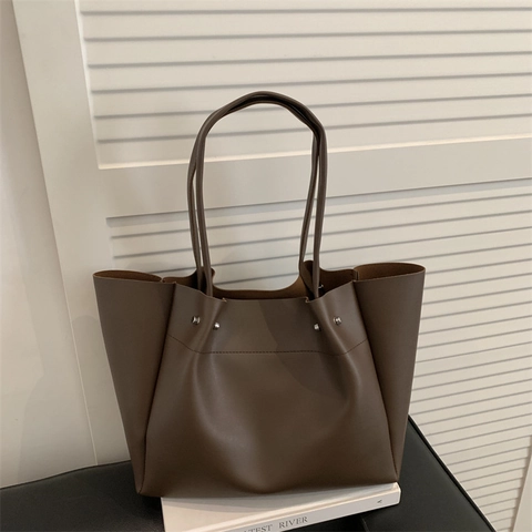 Damen Große Kapazität PU Leder Tote Tasche Retro Einfache Umhängetasche Mit Nieten Für Büro Einkaufen Täglich Pendeln Handtasche