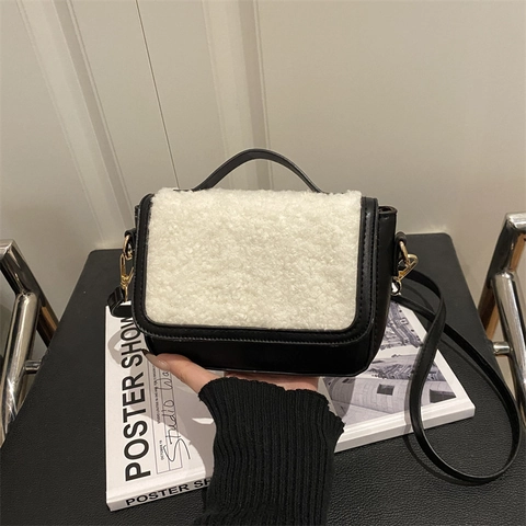 Vintage Faux Fur Patchwork Shoulder Bag For Women PU Leather Sherpa Flap Crossbody Bag Saddle Bag With Gold Hardware Autumn Winter Handbag