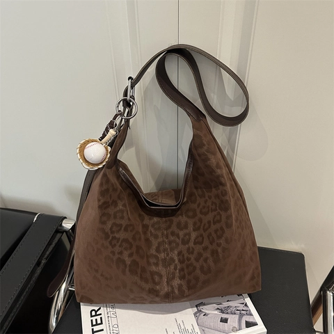 Borsa Hobo Donna Leopardata Alla Moda Grande Borsa a Tracolla in Camoscio Con Ciondolo Baseball Borsa Crossbody
