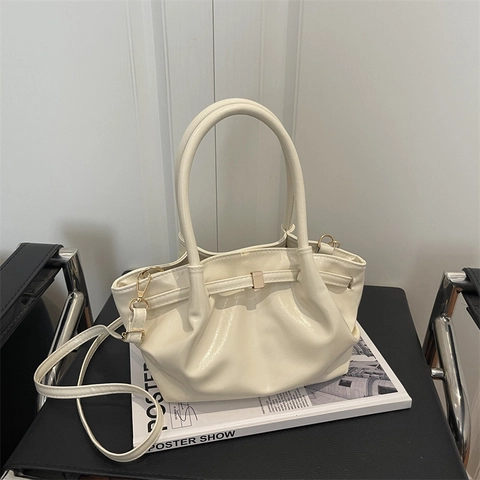 Damen Fashion Plissierte Eimertasche Glänzend PU Leder Handtasche Mit Goldener Schnalle Umhängetasche Für Den Alltag Schultertasche