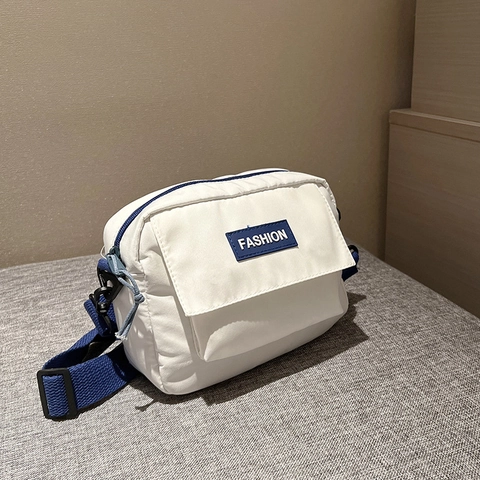 Unisex Casual Leinwand Messenger Bag Mode Brief Label Kleine Quadratische Umhängetasche Streetwear Reisen Telefon Schultertasche