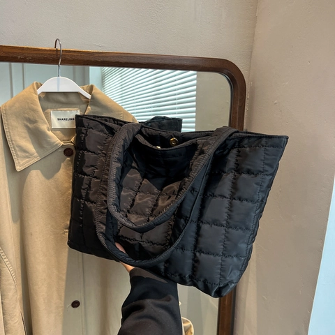 Large Capacity Quilted Tote Bag Padded Polyester Puffer Shoulder Handbag Solid Color Grid Pattern Casual Commuting For Women