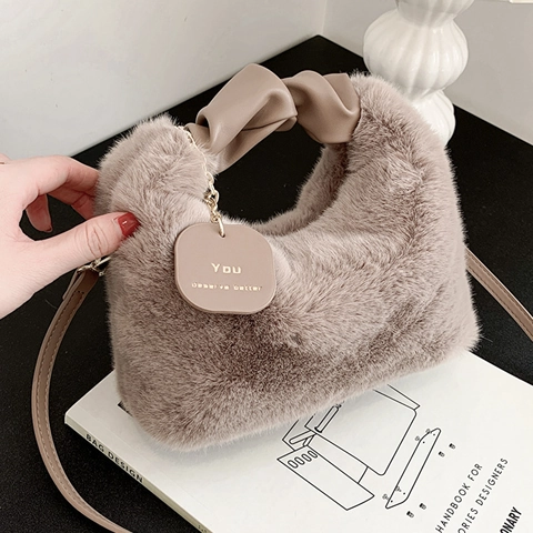 Bolso de Mano de Peluche de Piel Sintética para Mujer Con Asa de Cuero Plisada Bolso Bandolera Elegante de Cadena Dorada