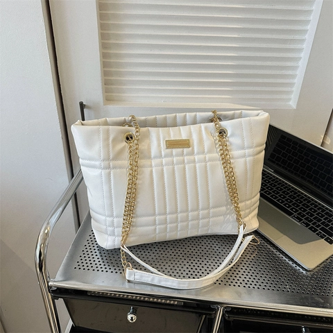 Vintage Women Quilted Tote Bag Large Capacity PU Leather Shoulder Bag Grid Stitching Messenger Bag Metal Chain Commuter Handbag