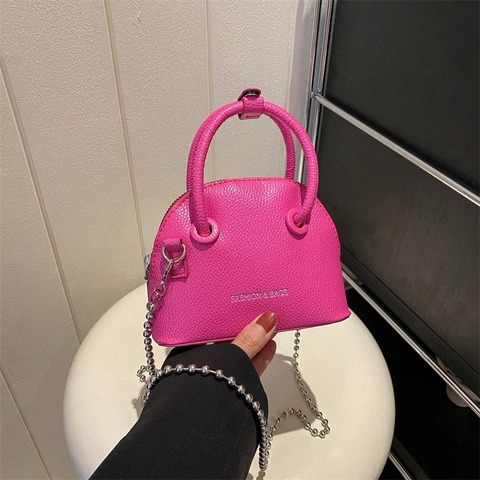 Bolso Concha Mini de Cuero PU de Grano de Litchi Minimalista para Mujer Bolso de Mano de Color Sólido Con Cadena de Bolas de Plata Bandolera
