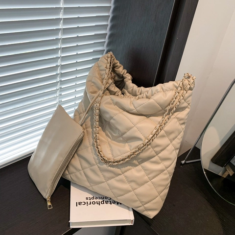 Damen Gesteppte Tote-Bag Große Kapazität Weiches PU Leder Rautenmuster Umhängetasche Mit Kette Und Innentasche