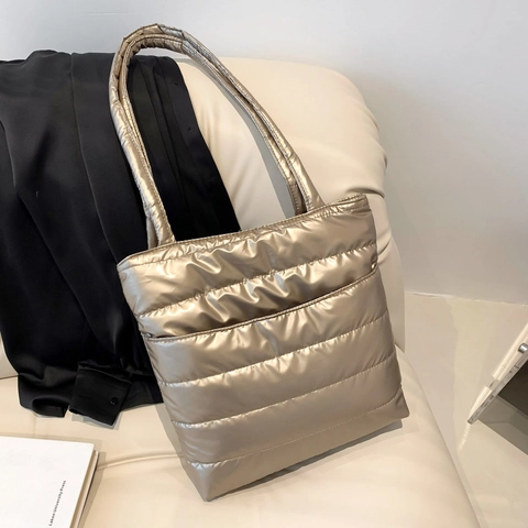 Borsa Tote Trapuntata Moda Donna Lustro Metallico Grande Capacità a Righe Orizzontali Borsa a Tracolla Per Inverno Autunno