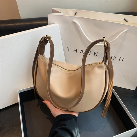 Borsa Hobo A Mezzaluna Da Donna Morbida Pelle PU Borsa A Spalla Con Tracolla Regolabile Hardware Dorato Urbano Minimalista
