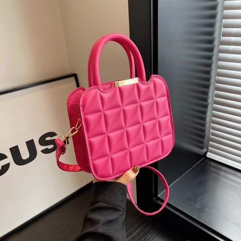 Dames Gewatteerde PU Leren Handtas Diamant Patroon Schoudertas Met Verstelbare Riem Goudkleurige Hardware Crossbody Tas