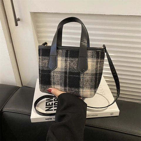 Sac Seau Vintage en Tweed à Carreaux Pour Femmes Garniture en Cuir PU Bandoulière Réglable Sac à Main Bandoulière de Navette