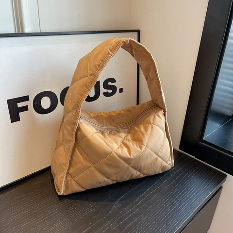 Große Kapazität Gesteppte Tragetasche Nylon Puffer Schultertasche Rautenmuster Handtasche Für Damen Casual Pendler Hobo Tasche