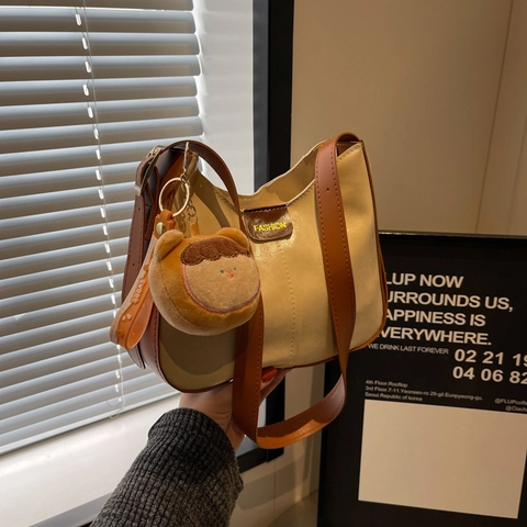 Borsa A Spalla Hobo Donna Morbida Pelle PU Grande Capacità Minimalista Borsa Sottobraccio Con Ciondolo Peluche Stile Retrò