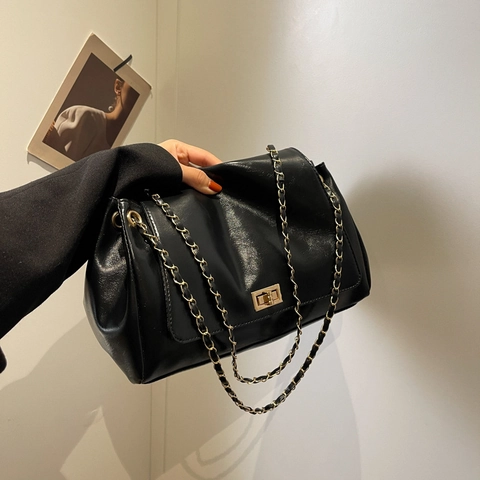 Vintage PU Leather Shoulder Bag For Women Large Capacity Tote Underarm Bag With Chain Strap Metal Lock Daily Commute