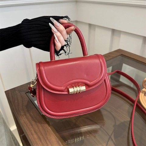 Bolso de Silla de Mujer de Cuero PU Color Sólido Bolso de Hombro Retro Con Cierre de Metal Dorado Bolso de Mano Elegante