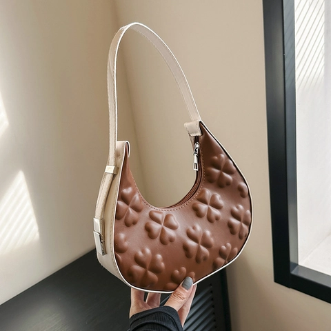 Bolso de Axila de Cuero PU para Mujer Trébol en Relieve Color de Contraste Bolso Hobo de Media Luna Bolso de Hombro