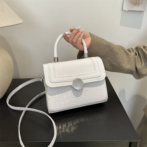 Sac À Main En Cuir PU À Motif Crocodile Boucle Métallique Ronde Sac À Bandoulière Vintage Fourre-tout Pour Femmes
