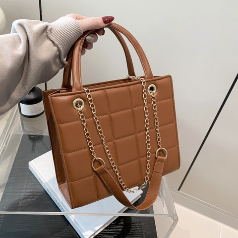 Women Quilted Square Bag Faux Leather Crossbody Bag With Gold Chain Strap Solid Color Top Handle Bag For Daily Commuting