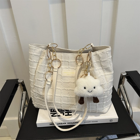 Women Large Capacity Tote Bag Woven Textured Fabric Gold Chain Strap Cloud Charm Casual Daily Shoulder Travel Handbag