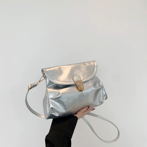 Bolso de Hombro Plisado de Cuero PU para Mujer Color Sólido Bolso de Axila Con Cierre de Metal Dorado Bolso Bandoulière Moda