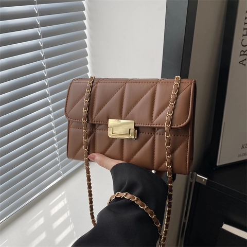 Women's Quilted PU Leather Crossbody Bag Small Square Shoulder Bag With Gold Chain And Lock For Daily Commute