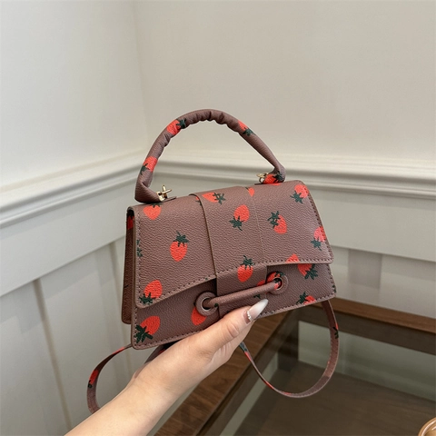 Dames Fashion Aardbeienprint PU Leer Mini Handtas Elegante Crossbody Schoudertas Kleine Vierkante Tas Met Handvat Voor Dagelijks