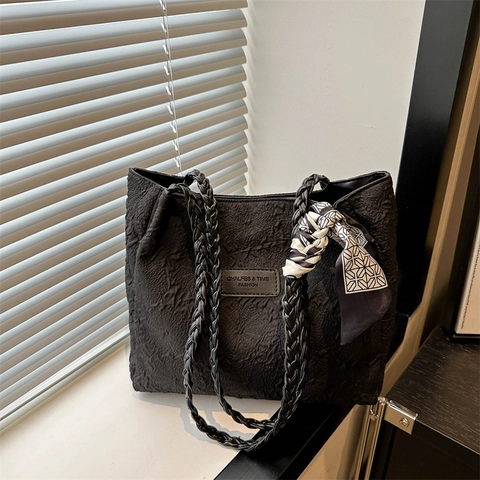 Große Kapazität Damen Gesteppt Blumen Stickerei Tragetasche Nylon Umhängetasche Geflochtener Griff Deko Schal Tasche