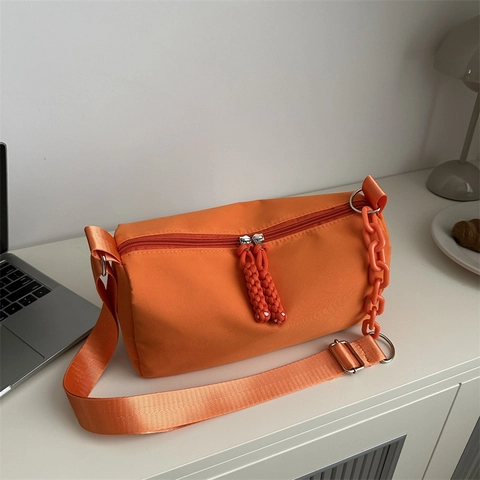 Women's Oxford Fabric Crossbody Bag Versatile INS Style Minimalist Pillow Shoulder Bag With Chain Strap Daily Casual