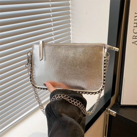 Borsa a Spalla Donna in PU Metallizzato Retrò Borsa Quadrata con Borchie Iridescenti e Catenina Argentata Borsa a Tracolla per Festa