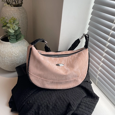 Borsa a Tracolla Hobo da Donna Urban Minimalist in Pelle PU a Pliche Grande Capacità Borsa a Spalla con Bordo a Contrasto Regolabile